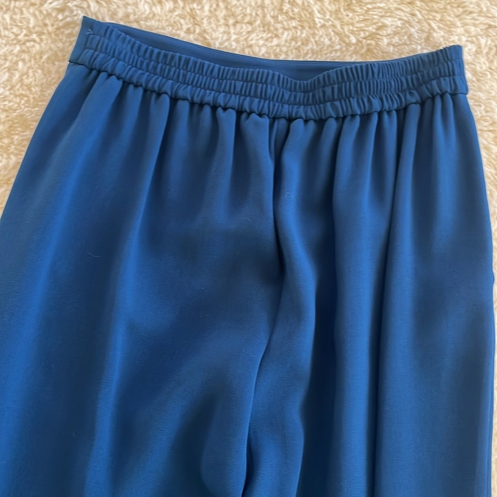 Stella McCartney embroidered pant with jogger detail at the ankle. Made in Italy - Picture 8 of 10